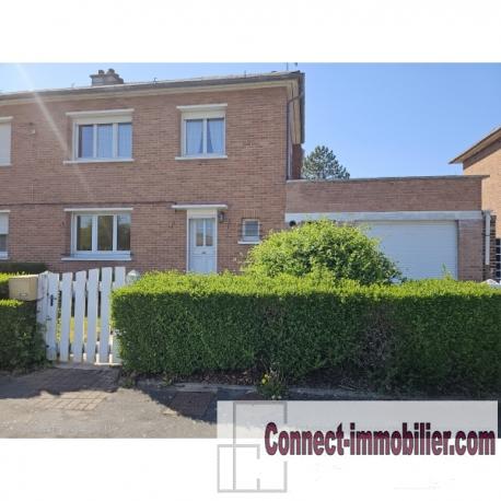 MAISON SEMI-INDIVIDUELLE AVEC JARDIN ET GARAGE