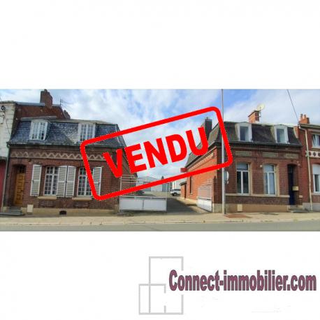 Ensemble immobilier avec hangar de 588m²